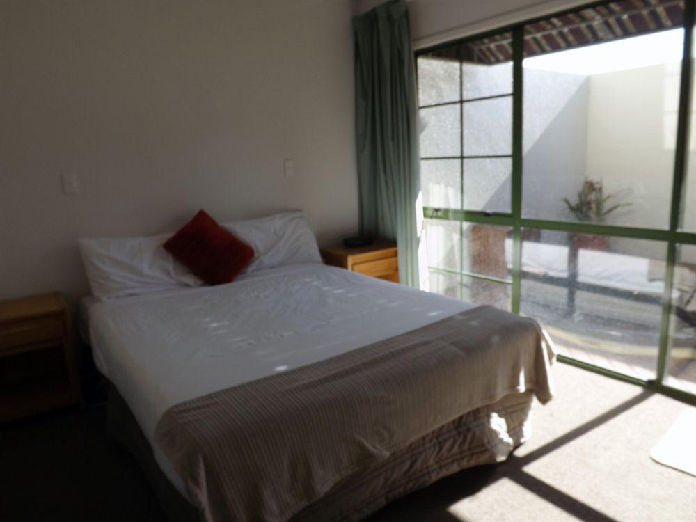 Karaka Tree Motel Taupo Eksteriør bilde