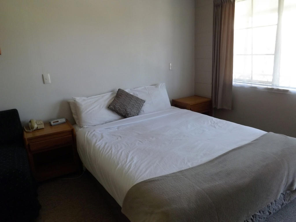 Karaka Tree Motel Taupo Eksteriør bilde